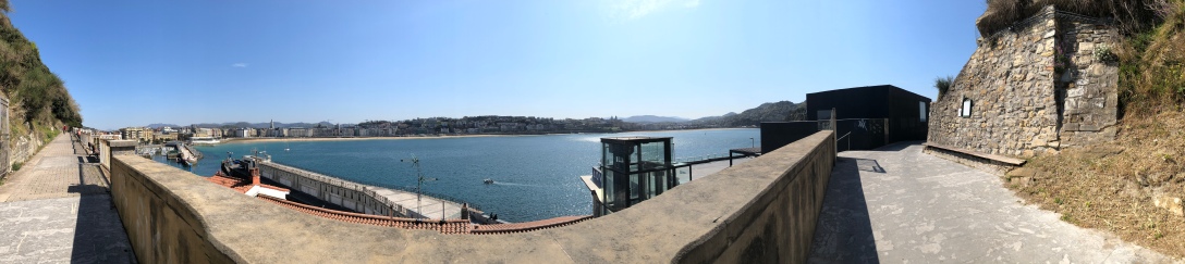Panorama con vista a la bahía de la Concha.